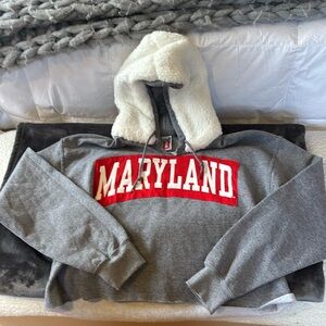 Universityy of Maryland Cropped Sherpa hooded sweatshirt Size M